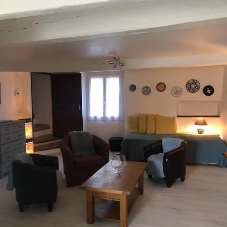 Le Petit Saint Clair Appartement Trigance Buitenkant foto